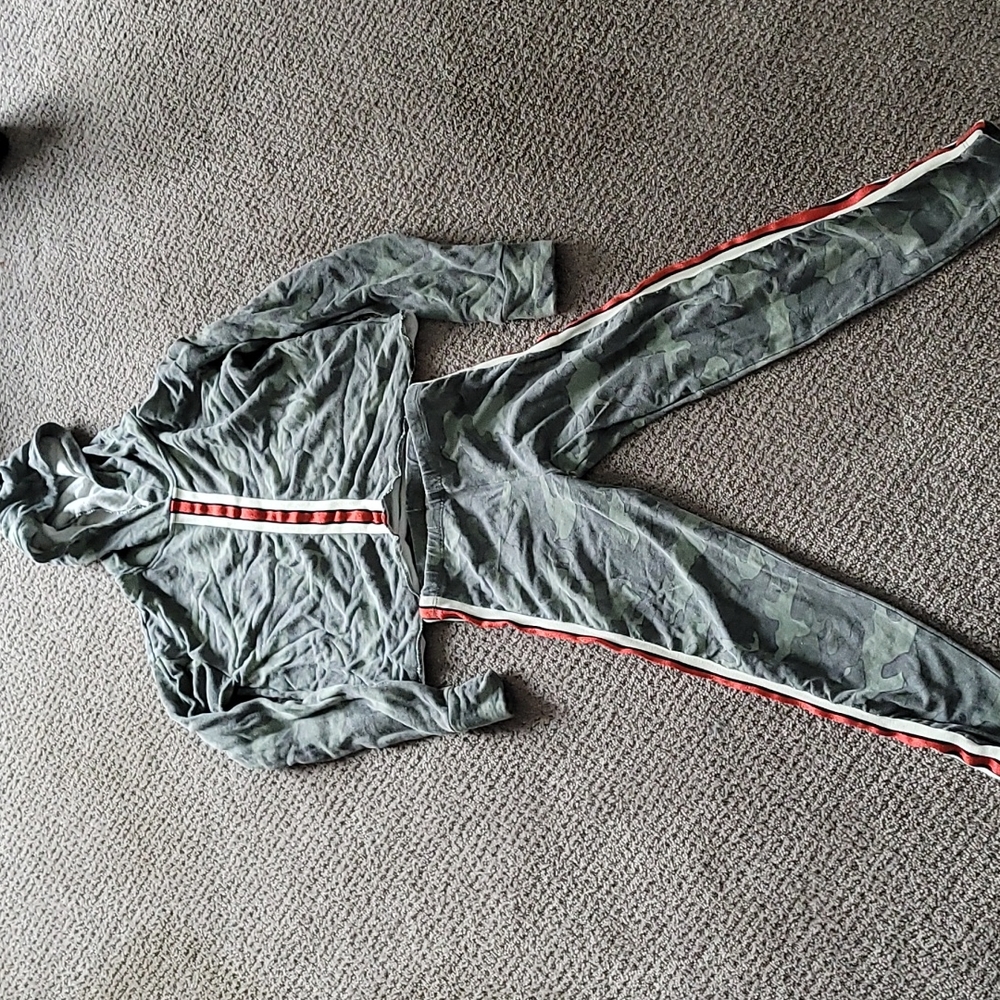 Designer outfit Flowers By Zoe camo sweats with red line down sides, crop hoodie